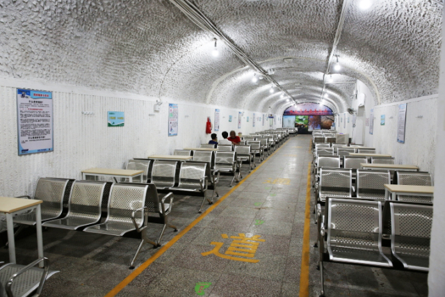 摆脱电子游戏大奖视频军事工程防空洞除湿解决方案